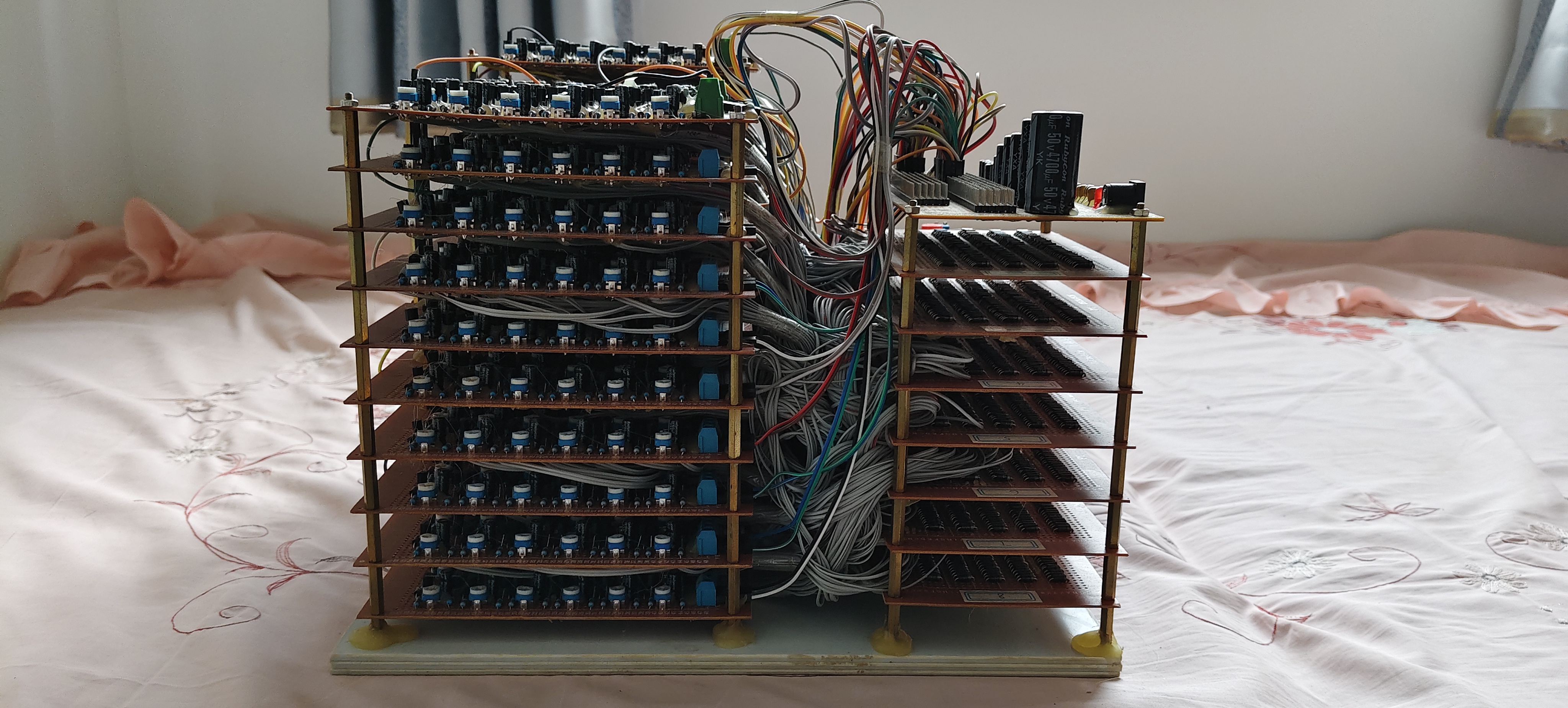 Assembled transistor music box board