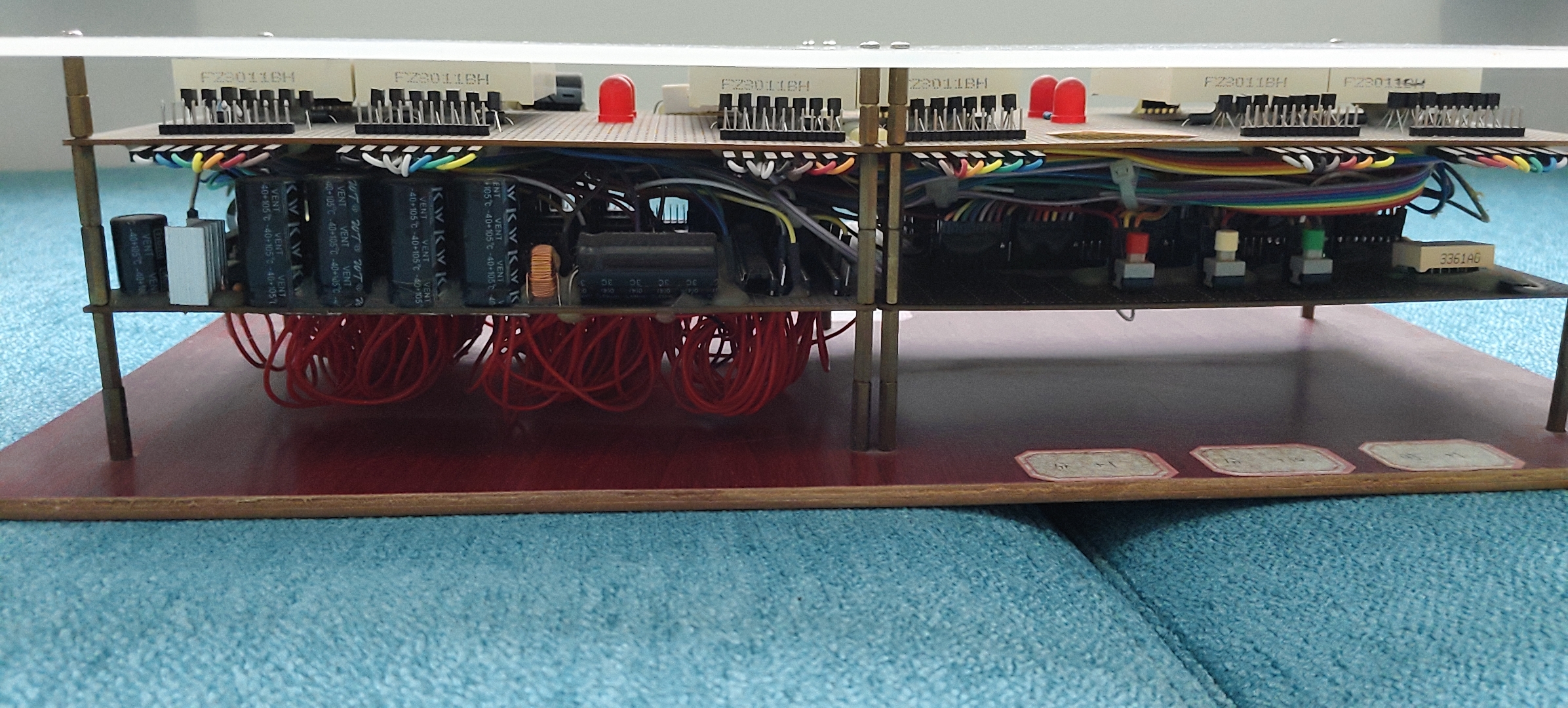 TTL chip clock module stack